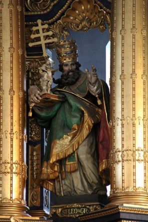 교황 성 대 레오 1세_photo by Mattana_in the Basilica of St Anna in Altotting_Germany.jpg